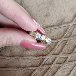 14kt solid gold Classic x design wedding ring band for women brilliant stone